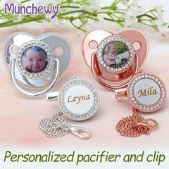 Personalisierter Schnuller und Schnullerclip mit Namen und Foto, Bling Gold Schnullerclip-Set mit Geschenkbox, glitzernder Kristall, luxuriöser Schnuller, ideales Geschenk für Mädchen, Babyparty, Neugeborene, Fotografie (Silber) 